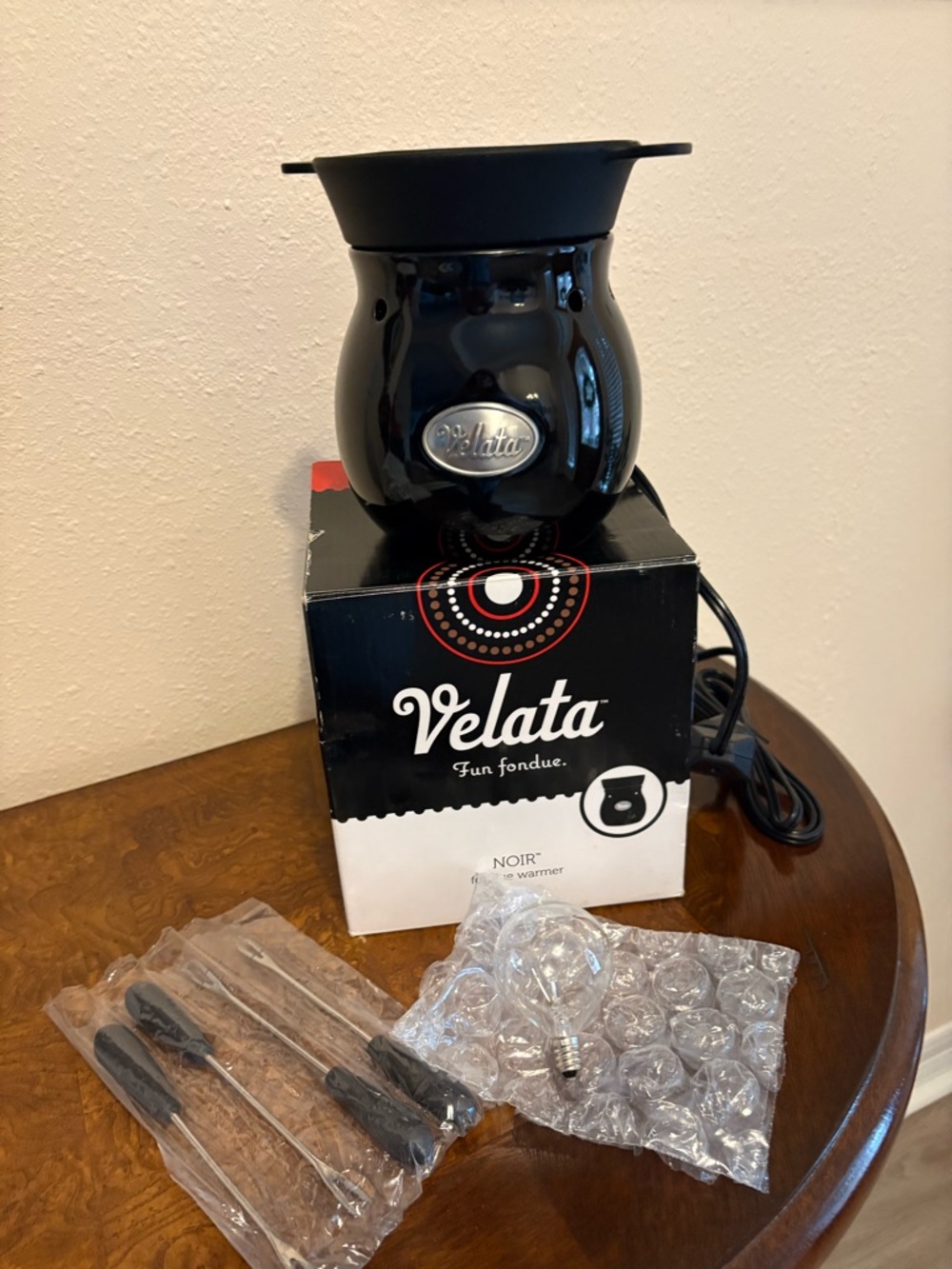 Velata Noir Electric Fondue Warmer - Black